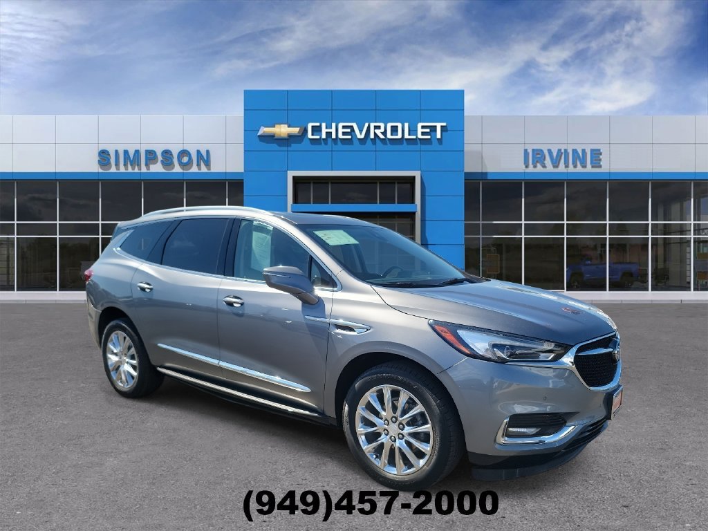 Used 2021 Buick Enclave Premium w/ Sun and Sites Package AWD/4WD image 2
