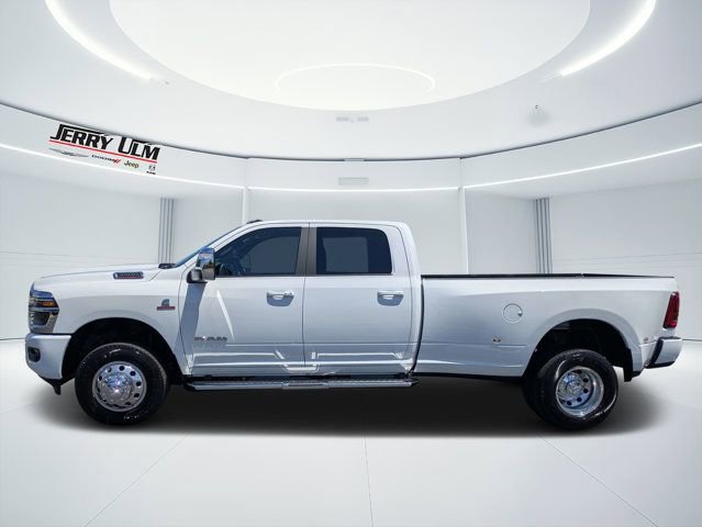 Used 2026 RAM 3500 Laramie AWD/4WD image 5