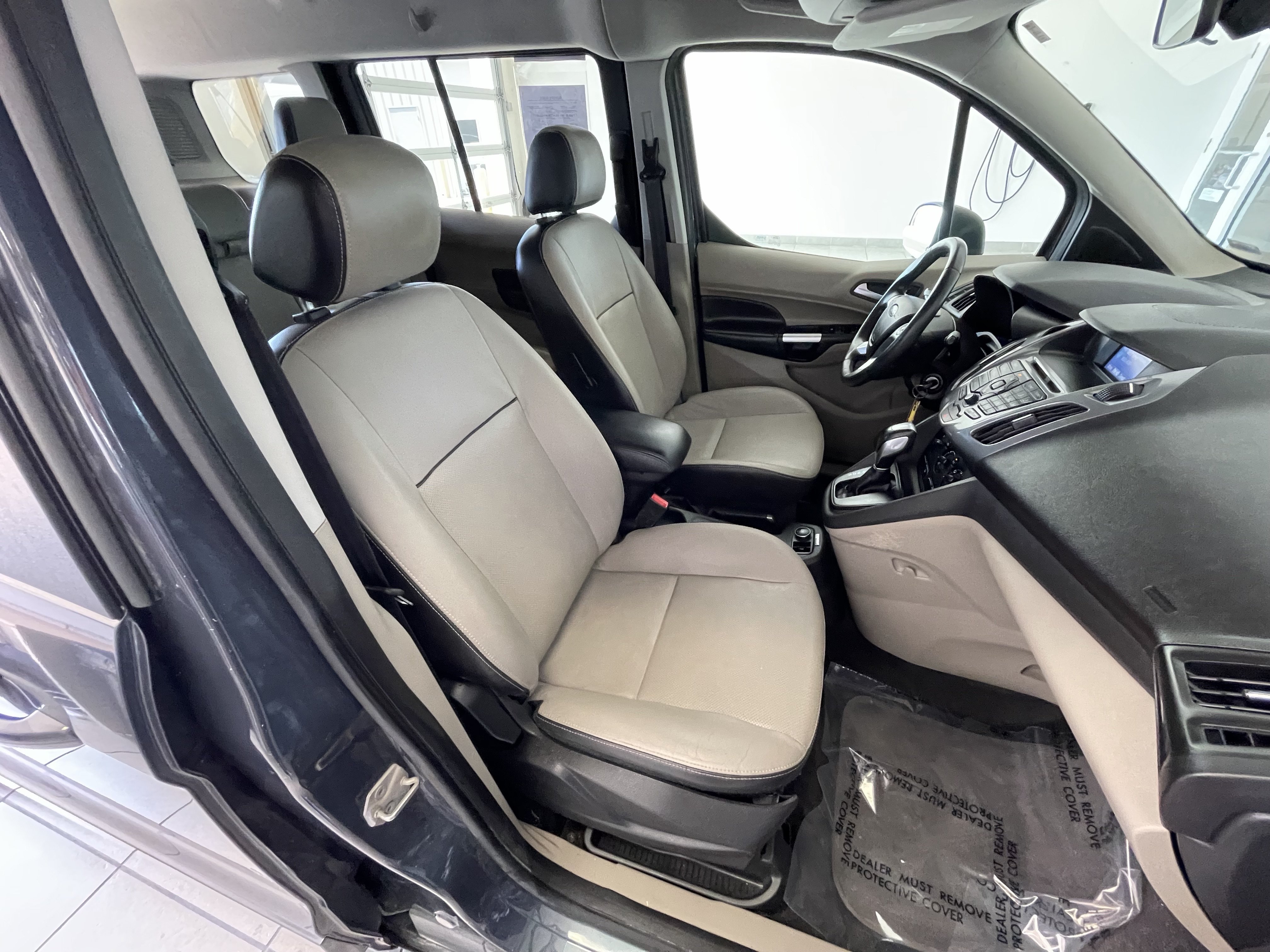Used 2014 Ford Transit Connect XLT FWD image 13
