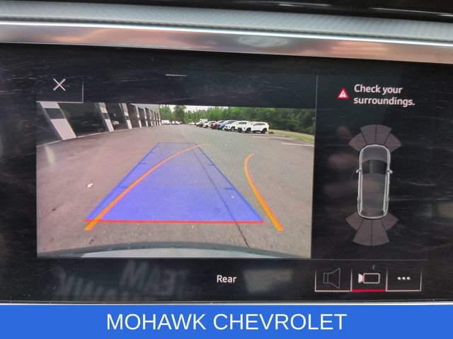 Used 2020 Audi Q3 2.0T Premium w/ Convenience Package AWD/4WD image 14