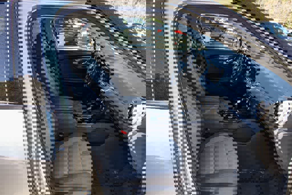 Used 2022 Chevrolet Blazer LT image 17