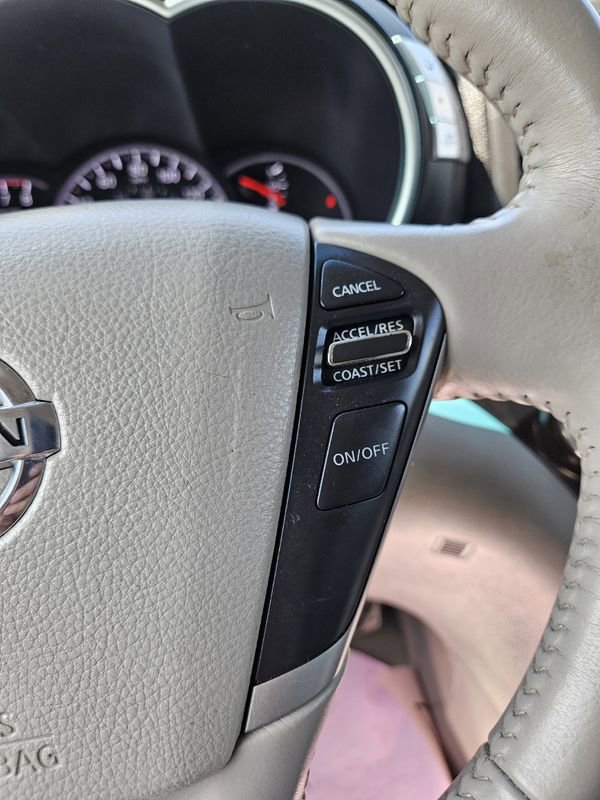 Used 2012 Nissan Quest LE w/ Tow Pkg FWD image 12