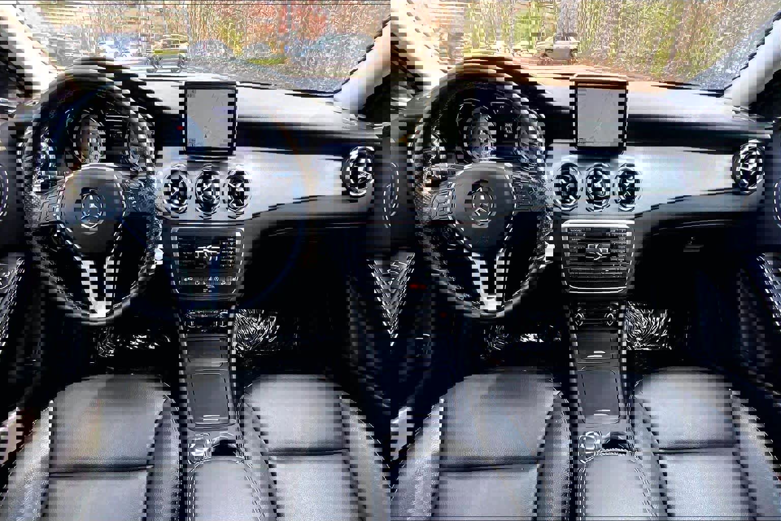 Used 2015 Mercedes-Benz GLA 250 4MATIC image 14