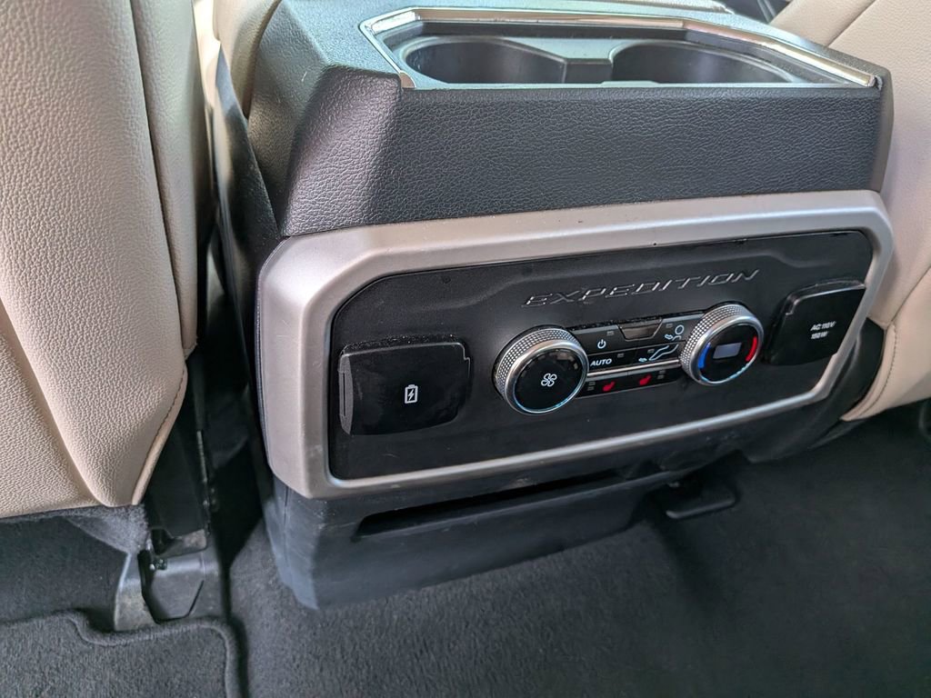 Used 2024 Ford Expedition Limited RWD image 37