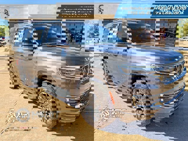 New 2024 Jeep Wagoneer 2WD w/ Premium Group I video 1