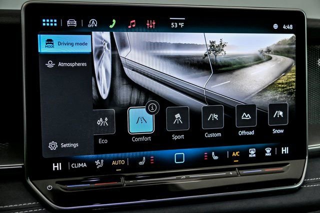 New 2026 Volkswagen Tiguan SE image 14