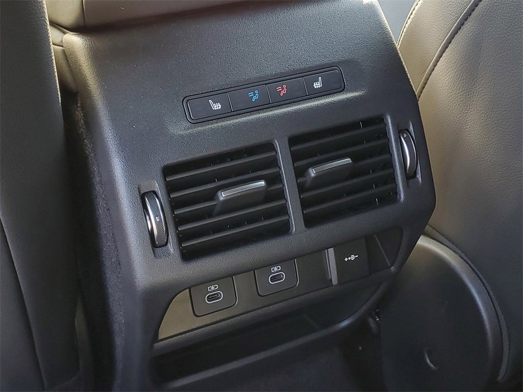 New 2026 Land Rover Discovery Sport Landmark image 29