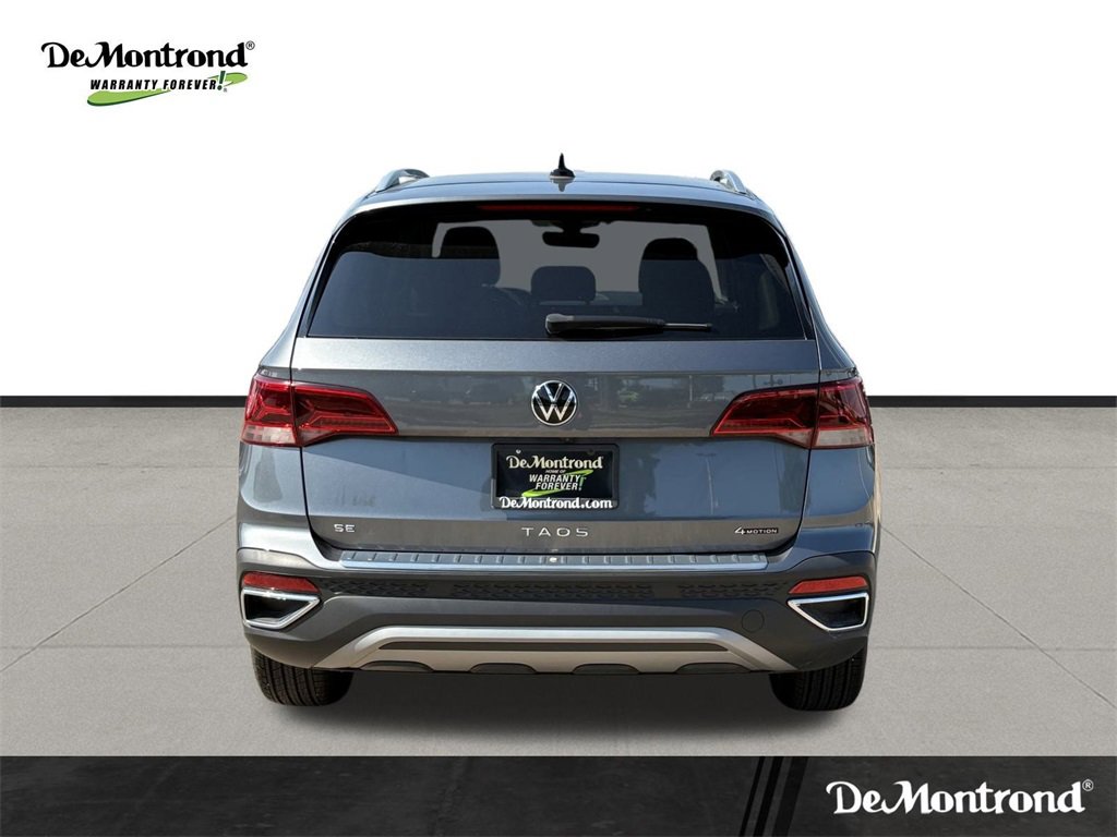 Used 2024 Volkswagen Taos SE image 5