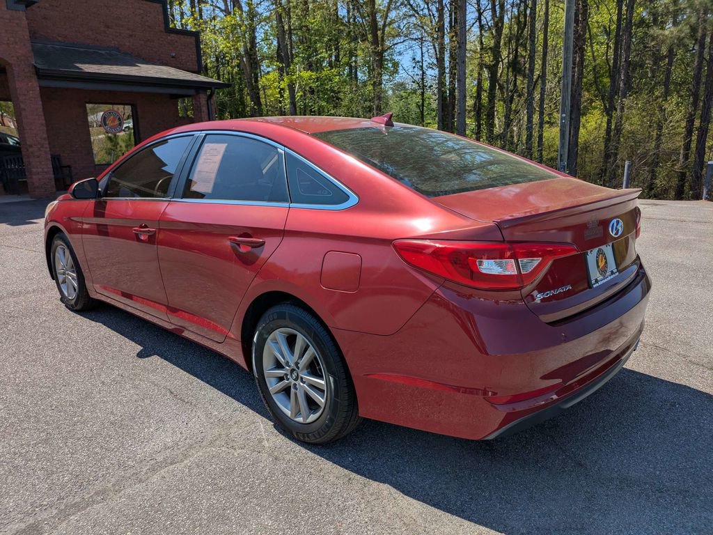 Used 2015 Hyundai Sonata SE w/ Cargo Package image 7