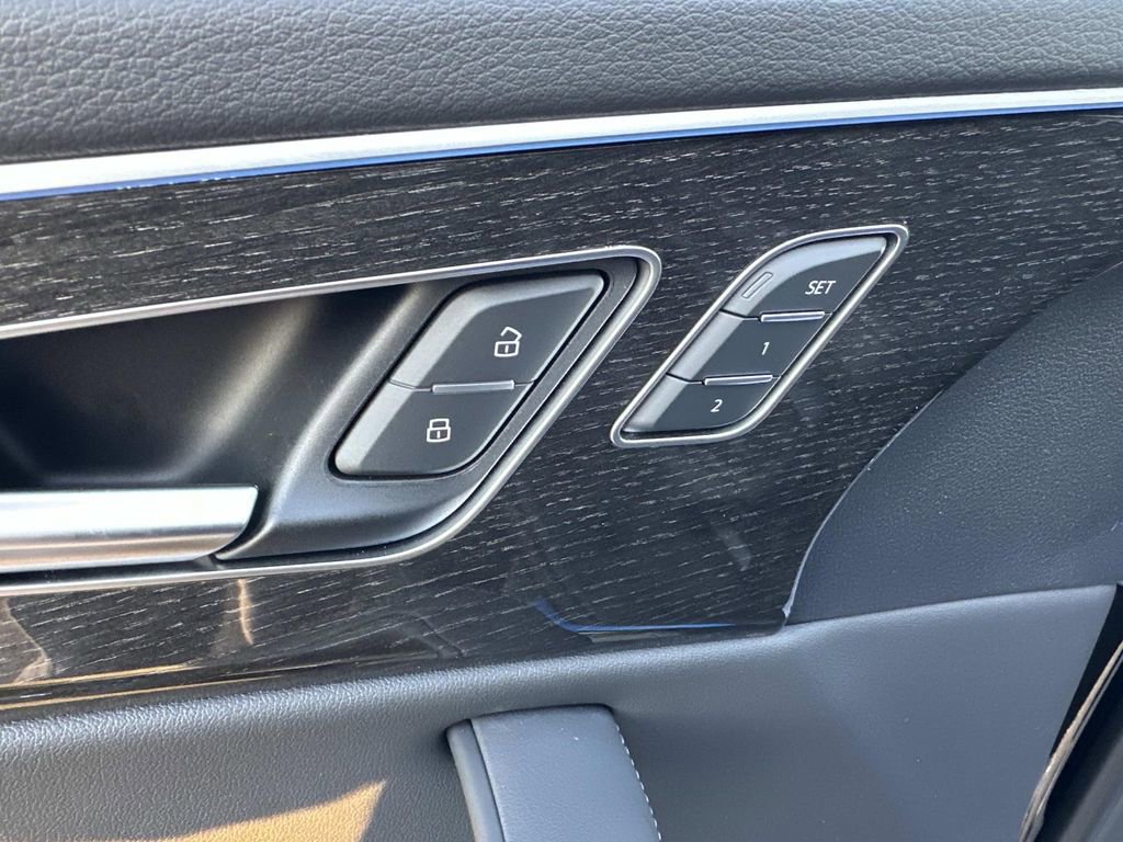 New 2026 Audi Q8 Premium Plus image 14