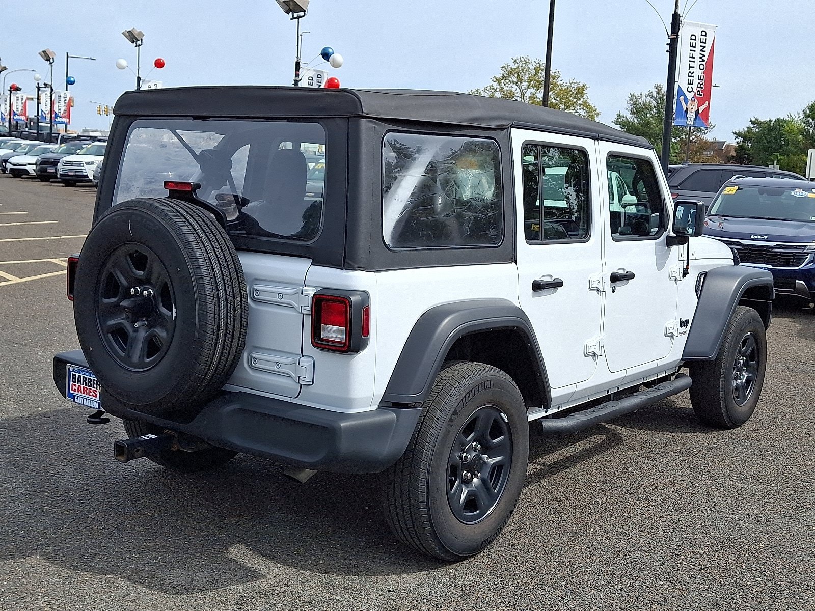 Used 2022 Jeep Wrangler Unlimited Sport AWD/4WD image 6