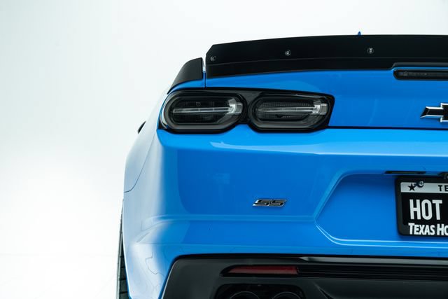 Used 2022 Chevrolet Camaro SS RWD image 17