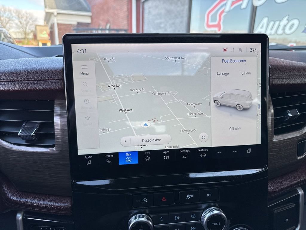 Used 2024 Ford Expedition Limited image 8