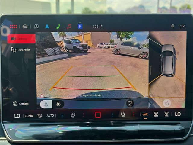 New 2026 Volkswagen Tiguan SEL R-Line AWD/4WD image 16