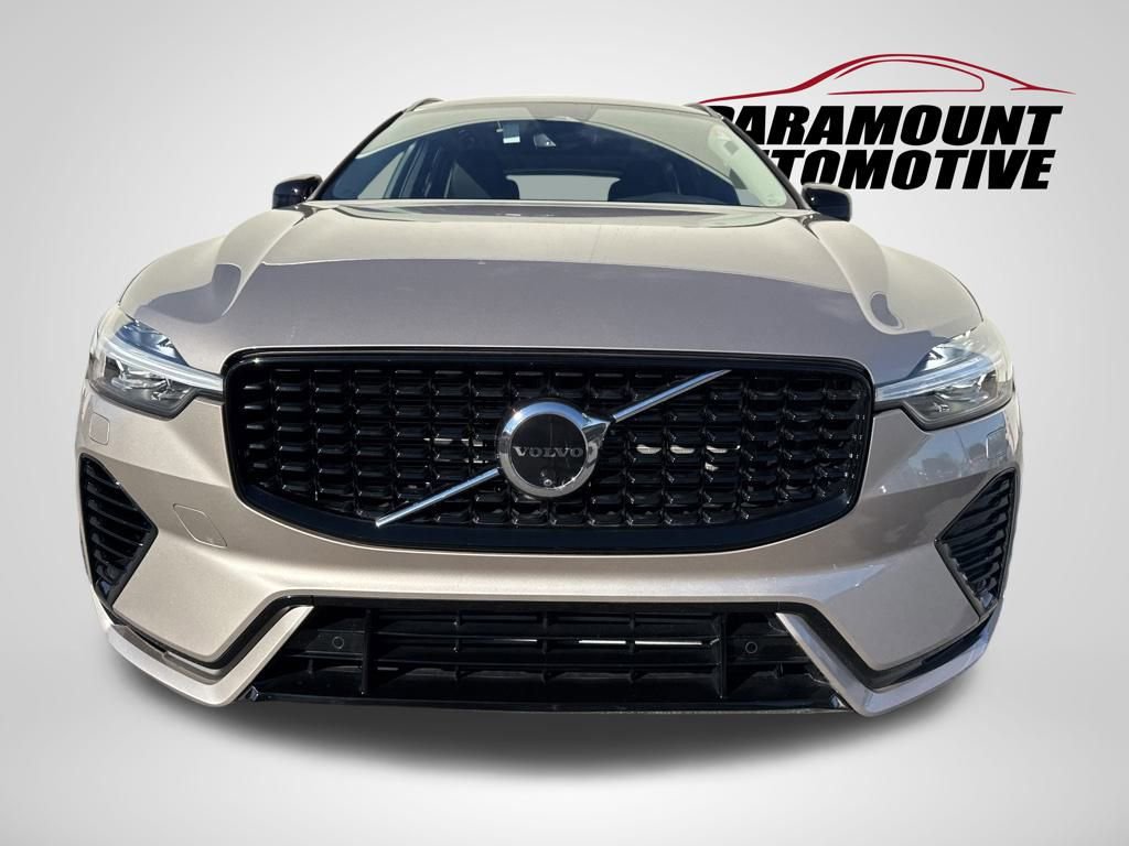 Used 2024 Volvo XC60 T8 Plus w/ Protection Package Premier image 2
