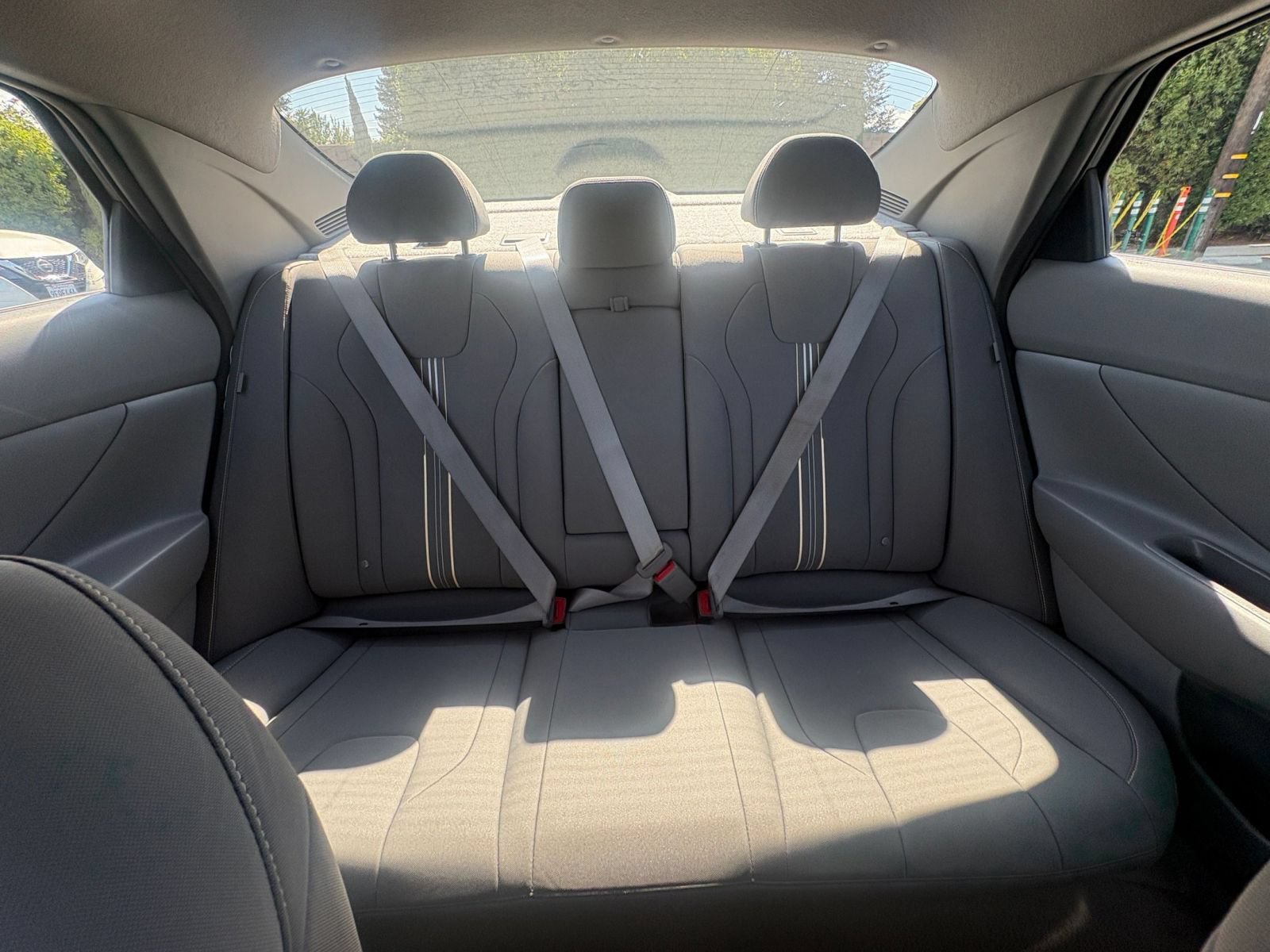 Used 2025 Hyundai Elantra SEL FWD image 38