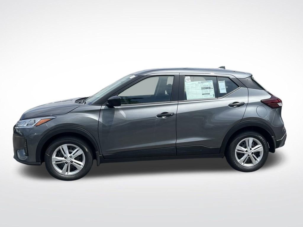 New 2025 Nissan Kicks Play S image 2