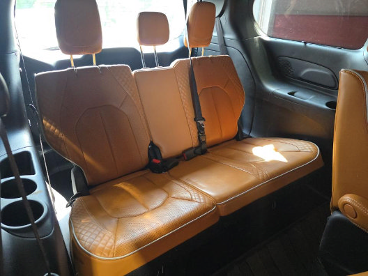 Used 2022 Chrysler Pacifica Pinnacle FWD image 6