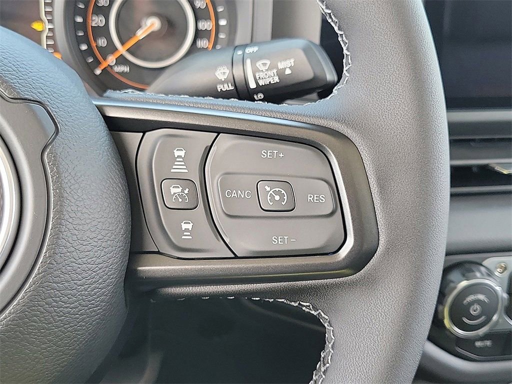 New 2025 Jeep Gladiator Mojave w/ Convenience Group AWD/4WD image 6