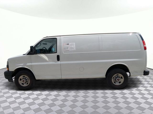 Used 2023 GMC Savana 2500 Work Van w/ Driver Convenience Package image 7