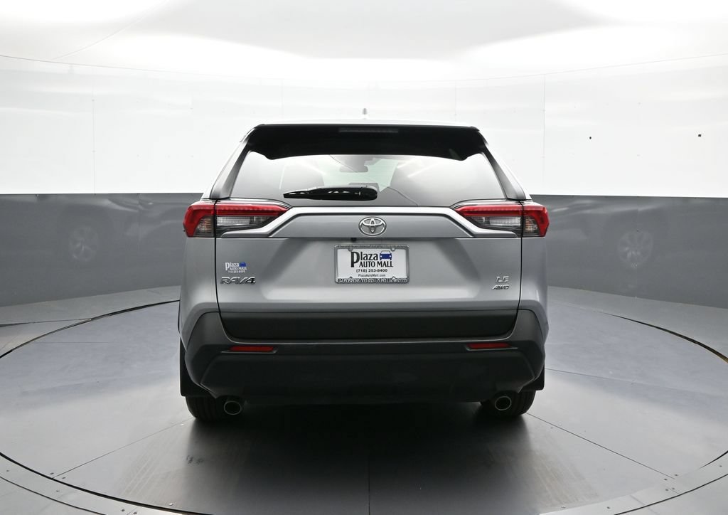 Certified 2024 Toyota RAV4 LE AWD/4WD image 7