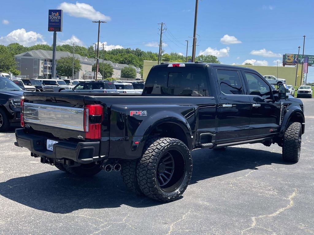 New 2026 Ford F450 Platinum w/ Platinum Plus Package AWD/4WD image 3