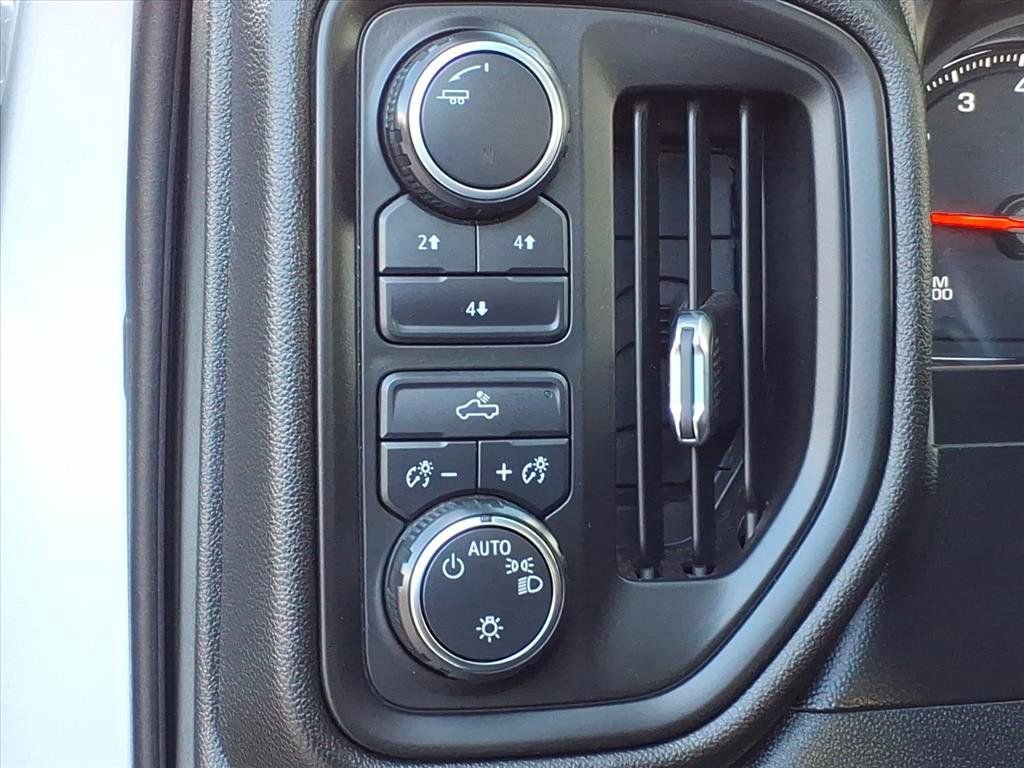 Used 2020 Chevrolet Silverado 2500 W/T w/ WT Convenience Package image 14