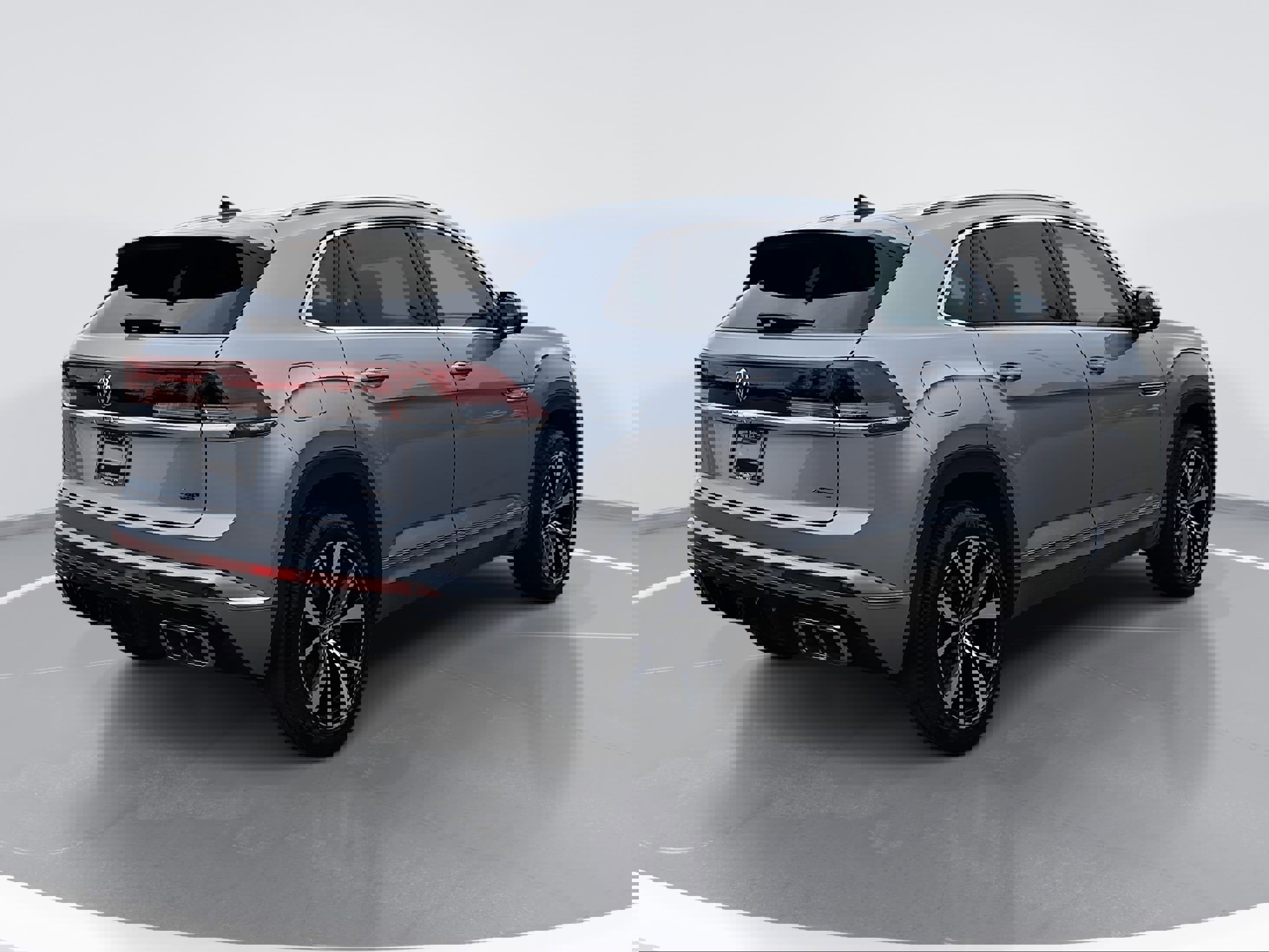 Used 2024 Volkswagen Atlas Cross Sport SEL Premium R-Line image 3