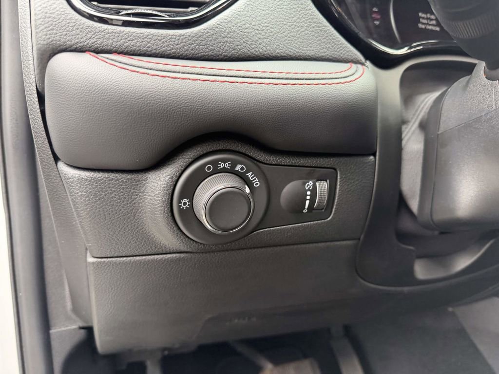 Certified 2024 Dodge Durango GT AWD/4WD image 27