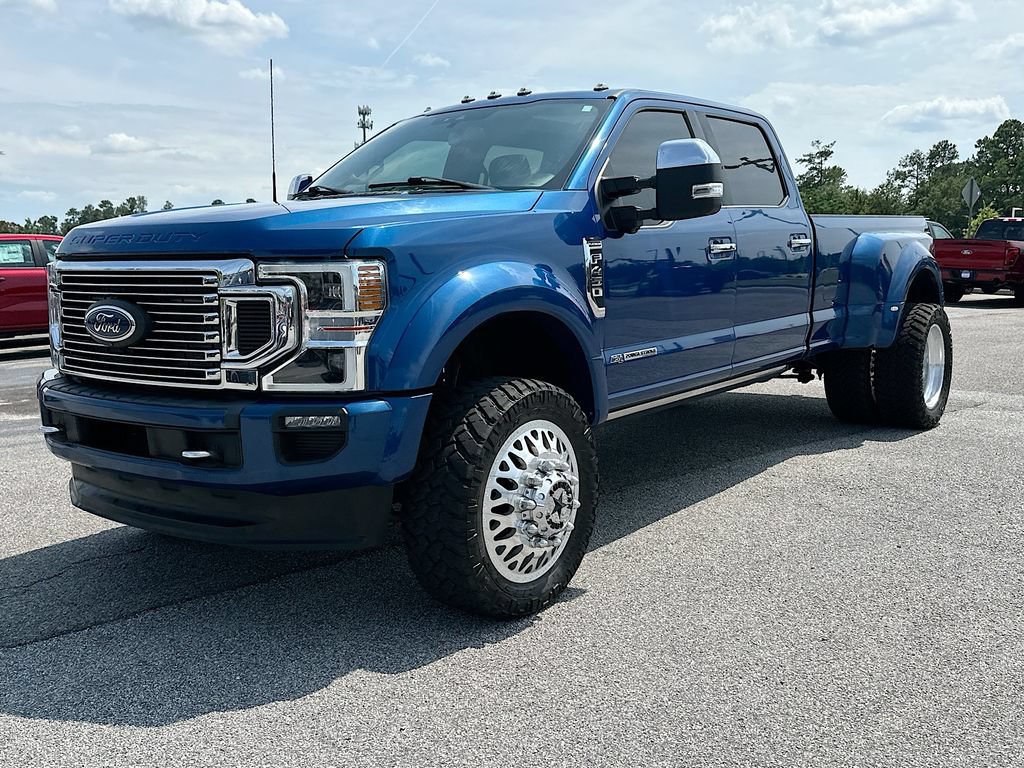 Used 2022 Ford F450 Platinum w/ FX4 Off-Road Package AWD/4WD video 1