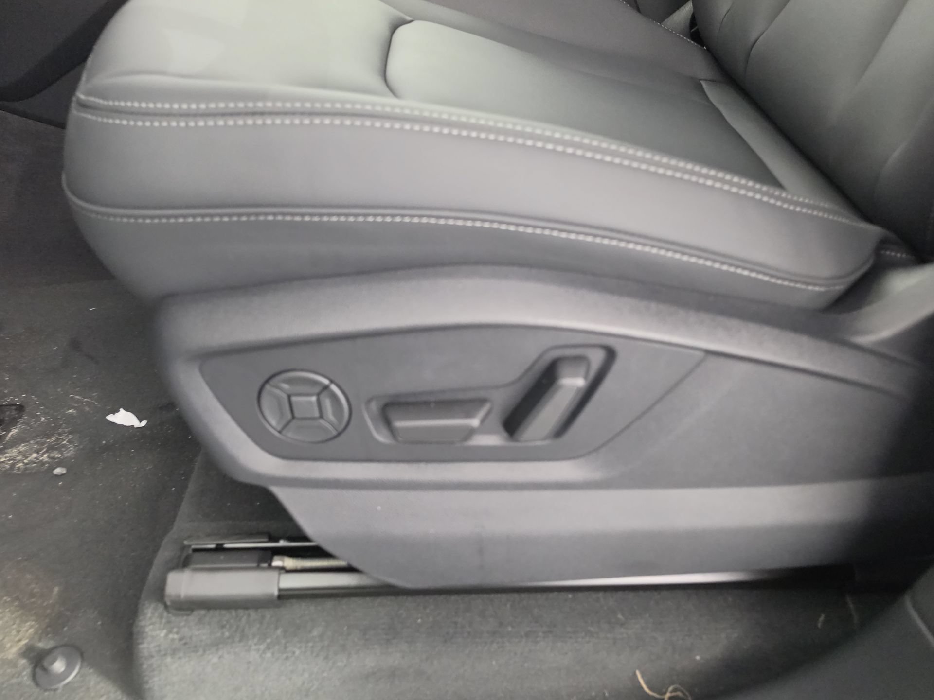 New 2026 Audi Q7 2.0T Premium AWD/4WD image 16