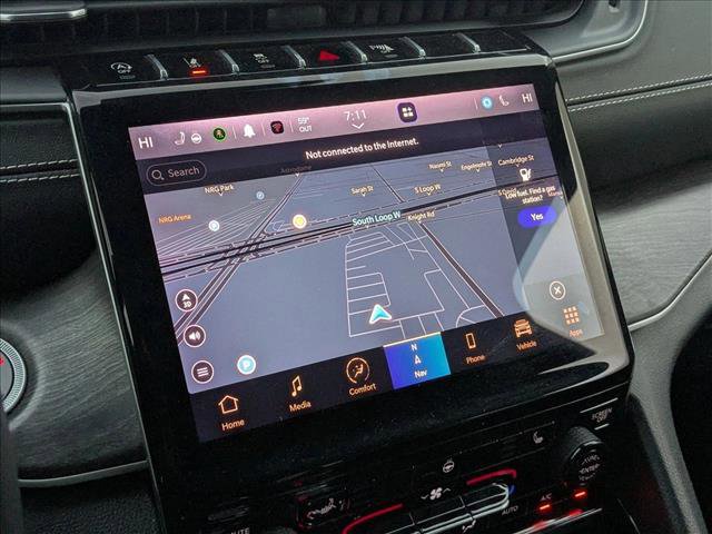 Used 2023 Jeep Grand Cherokee L Limited image 13