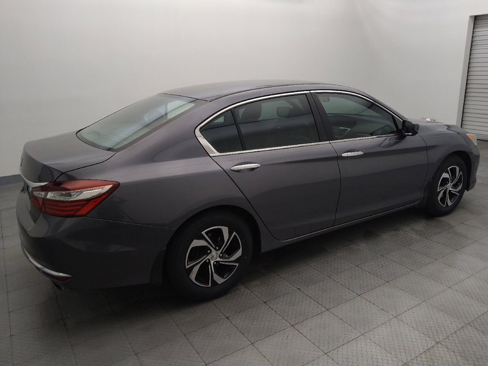 Used 2017 Honda Accord LX image 10
