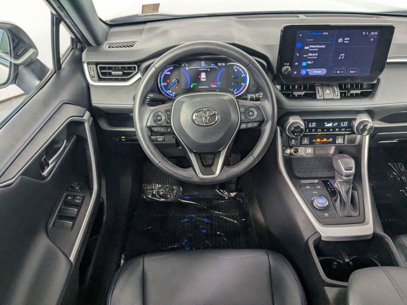 Used 2023 Toyota RAV4 XSE AWD/4WD image 40