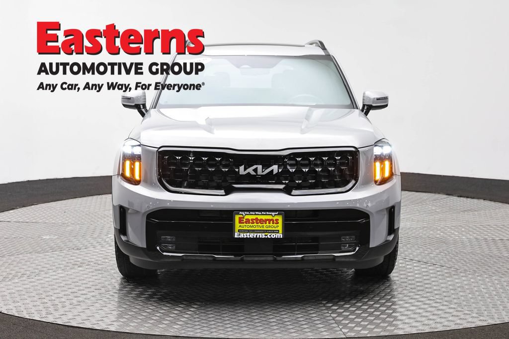 Used 2024 Kia Telluride SX Prestige X-Pro AWD/4WD image 2