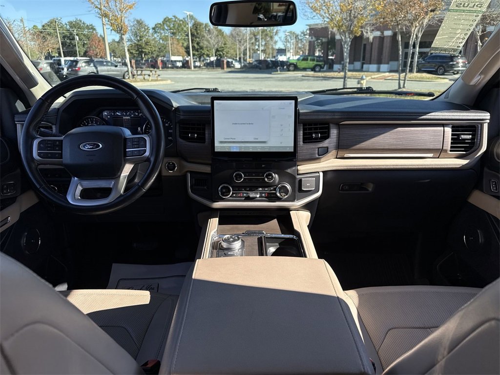 Used 2023 Ford Expedition Max Limited image 25