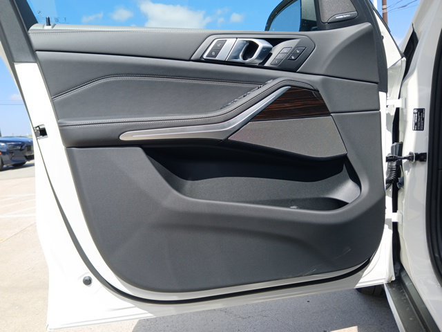 New 2026 BMW X5 sDrive40i w/ Climate Comfort Package RWD image 20