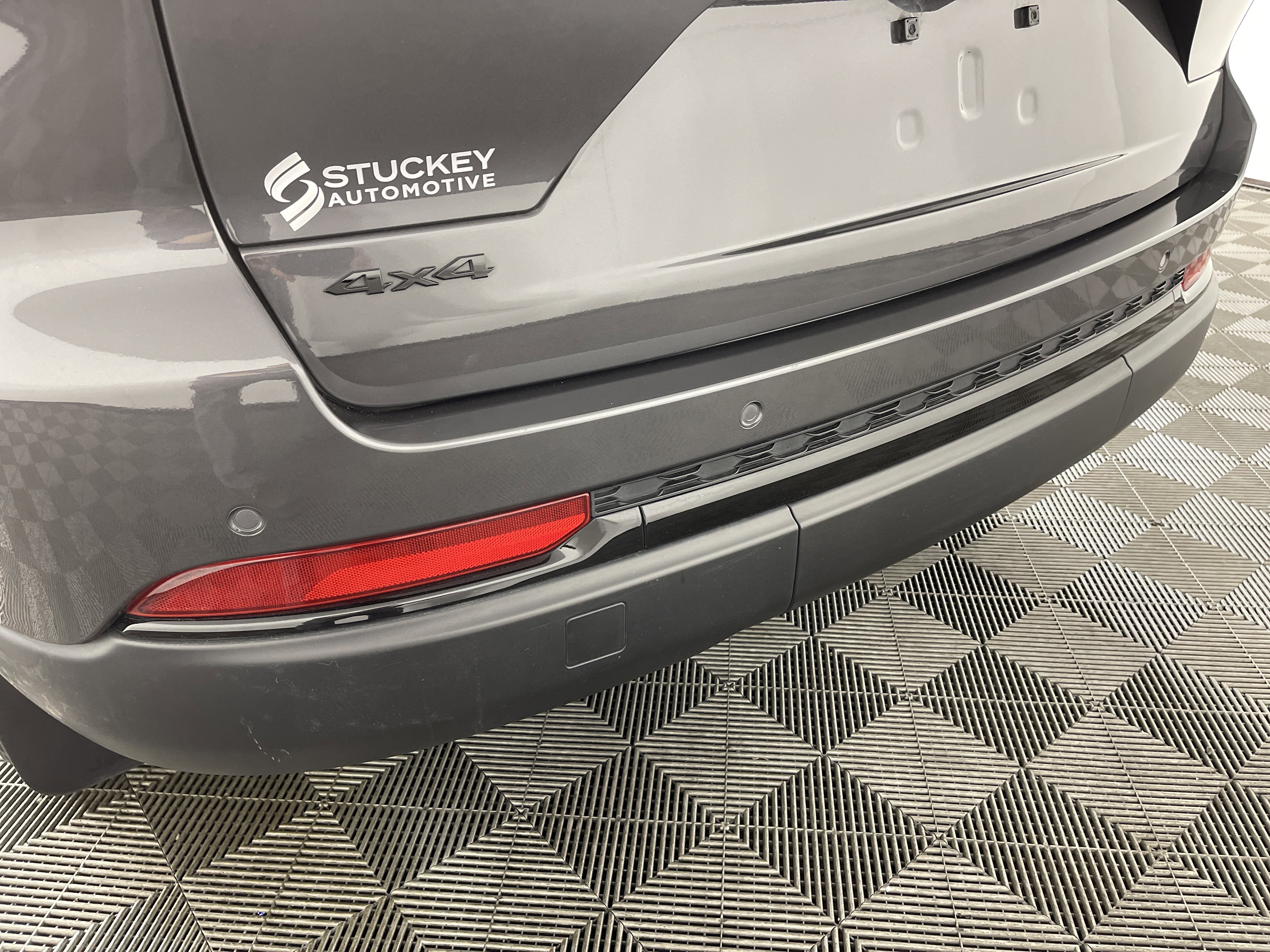 Used 2024 Jeep Grand Cherokee Altitude image 7