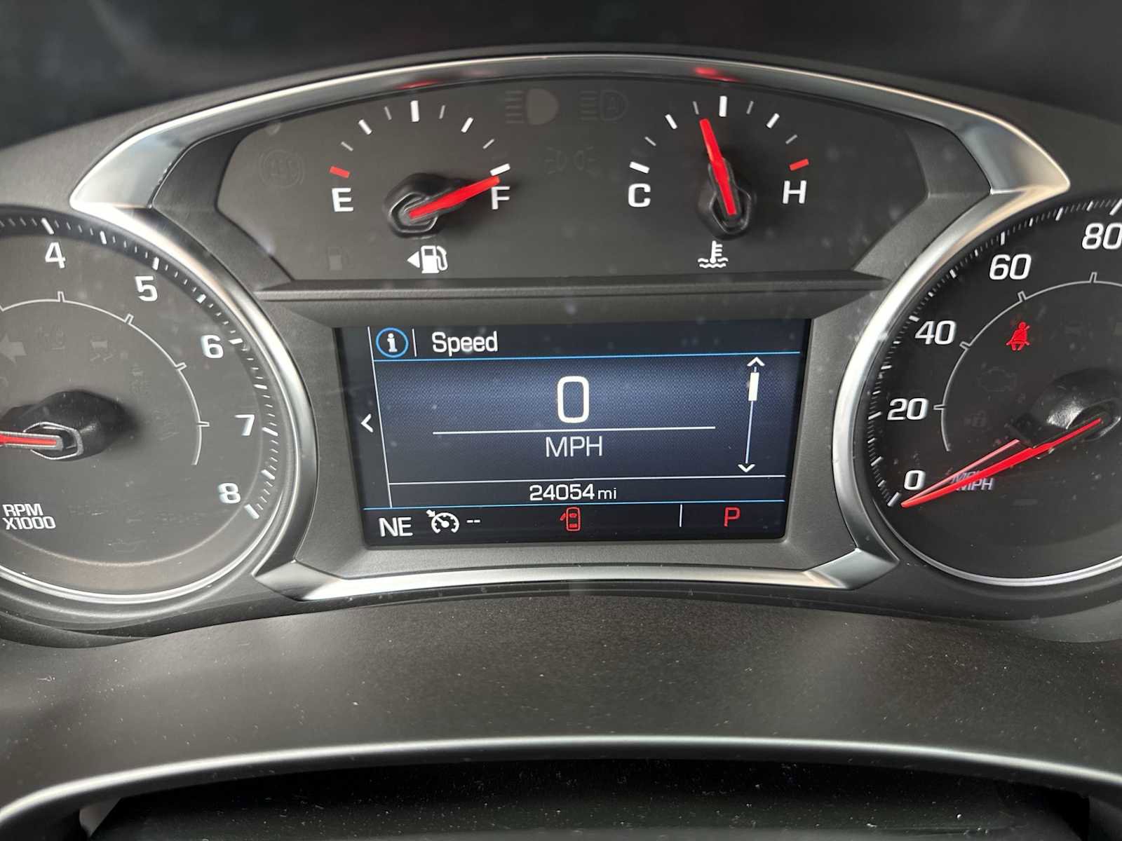 Certified 2024 GMC Terrain SLE w/ Driver Convenience Package FWD image 10