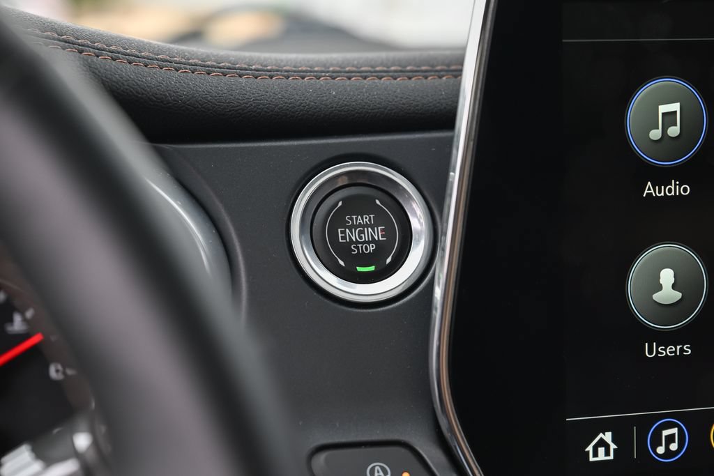 Used 2023 Chevrolet Blazer Premier FWD image 31