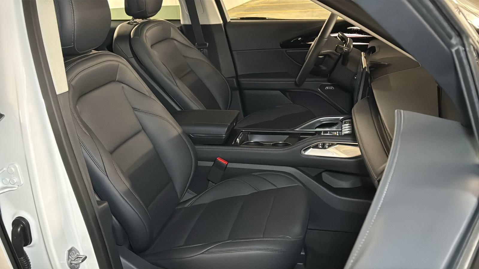 New 2026 Lincoln Nautilus Premier w/ Equipment Group 102A AWD/4WD image 10