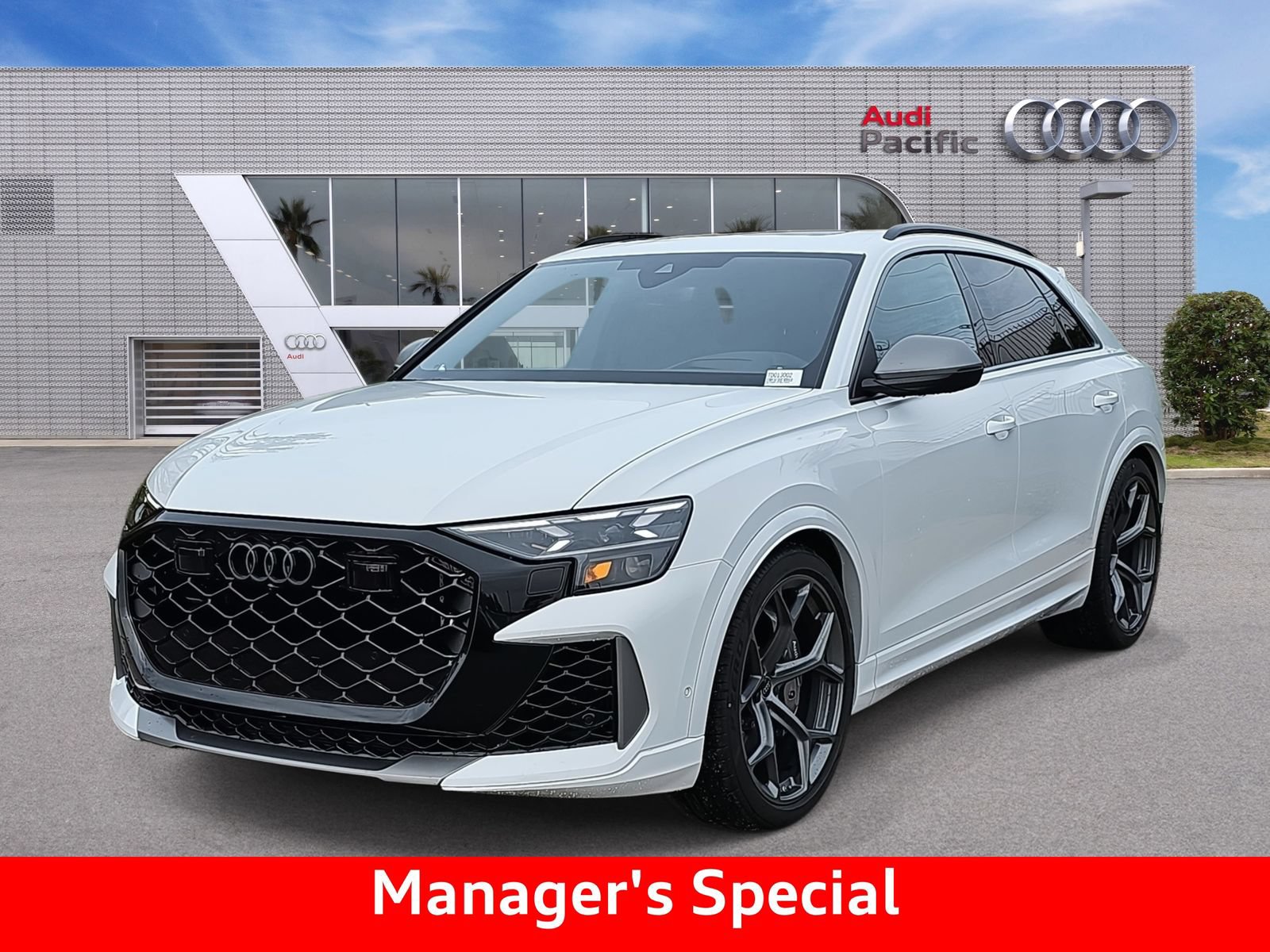New 2026 Audi RS Q8 performance