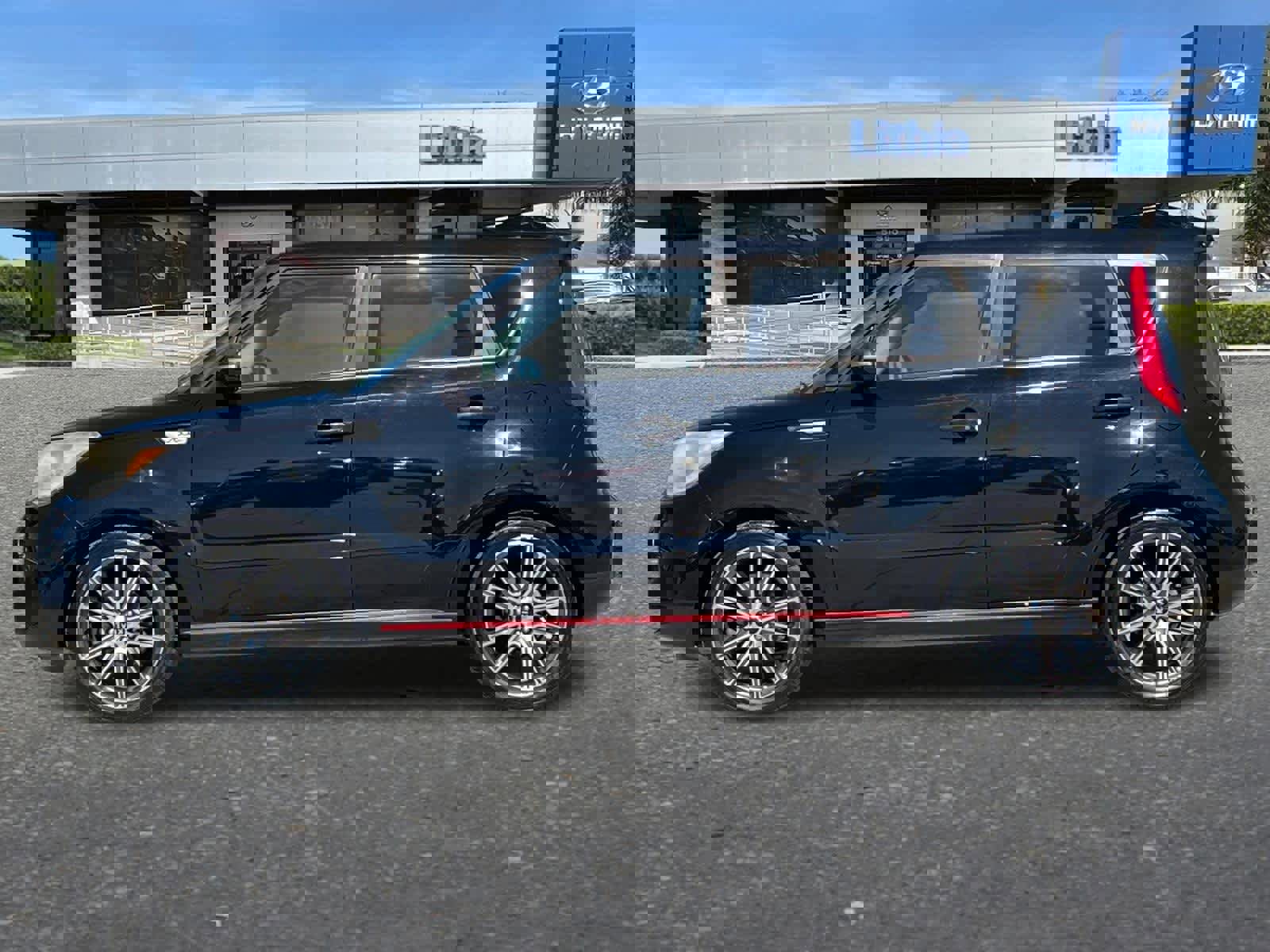 Used 2017 Kia Soul ! w/ Tech Package image 6