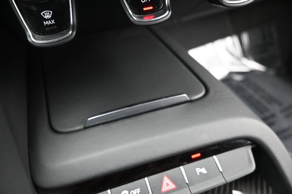 Used 2023 Audi R8 V10 GT RWD image 39