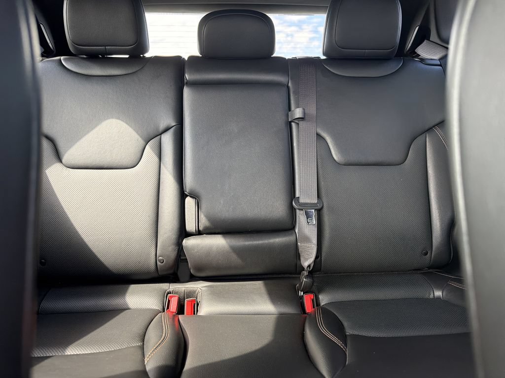 Used 2023 Jeep Compass Limited AWD/4WD image 19