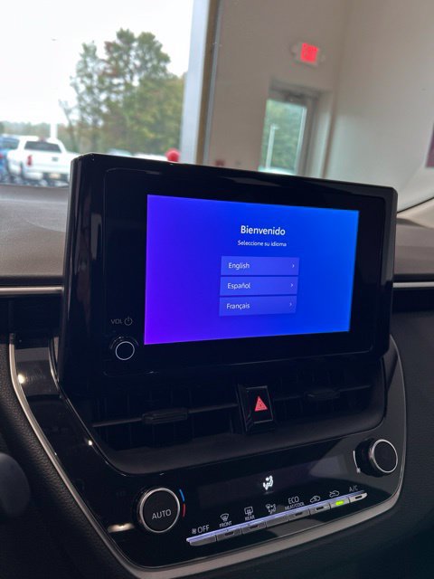 Used 2024 Toyota Corolla LE FWD image 19