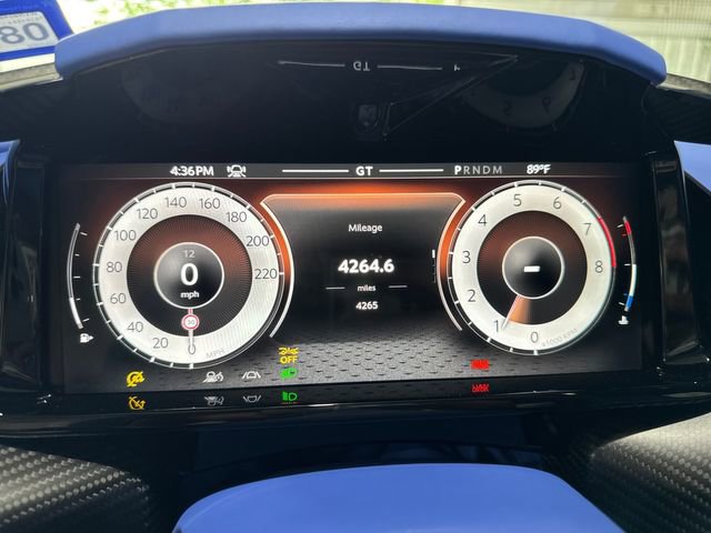 Used 2026 Aston Martin Vanquish RWD image 30