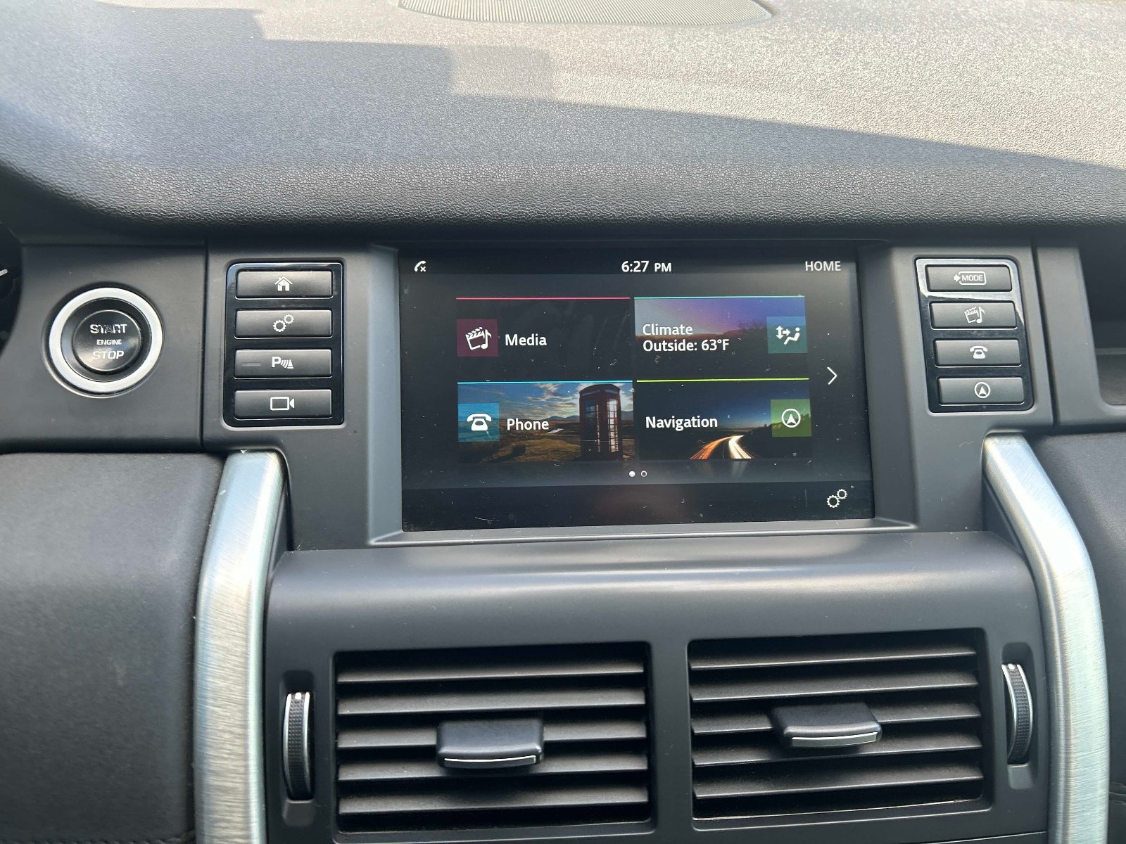 Used 2018 Land Rover Discovery Sport SE AWD/4WD image 27