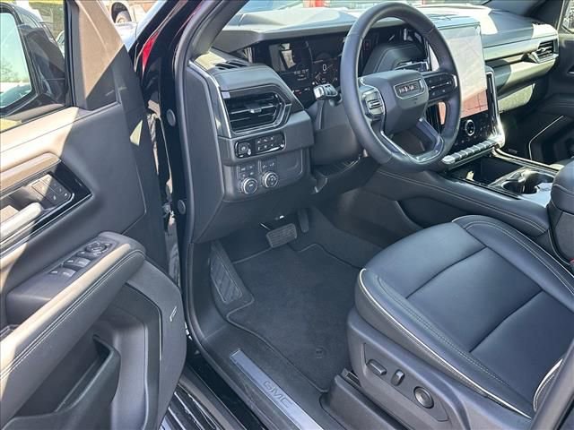 New 2026 GMC Yukon XL Elevation AWD/4WD image 18