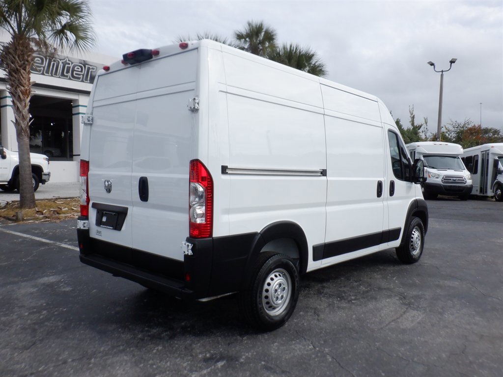 Used 2024 RAM ProMaster 1500 w/ Convenience Group image 7